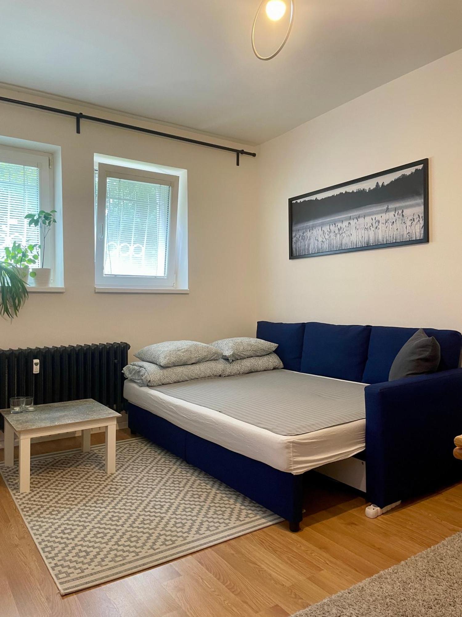 Cozy Self Check-In Apartment In Vibrant Ruzinov Area, Komarnicka 42, Pressburg Exterior foto